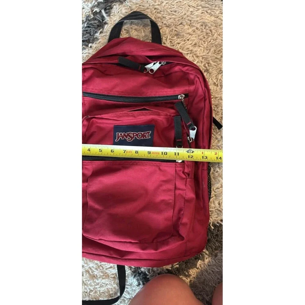 JanSport Red Backpack very clean and good condition